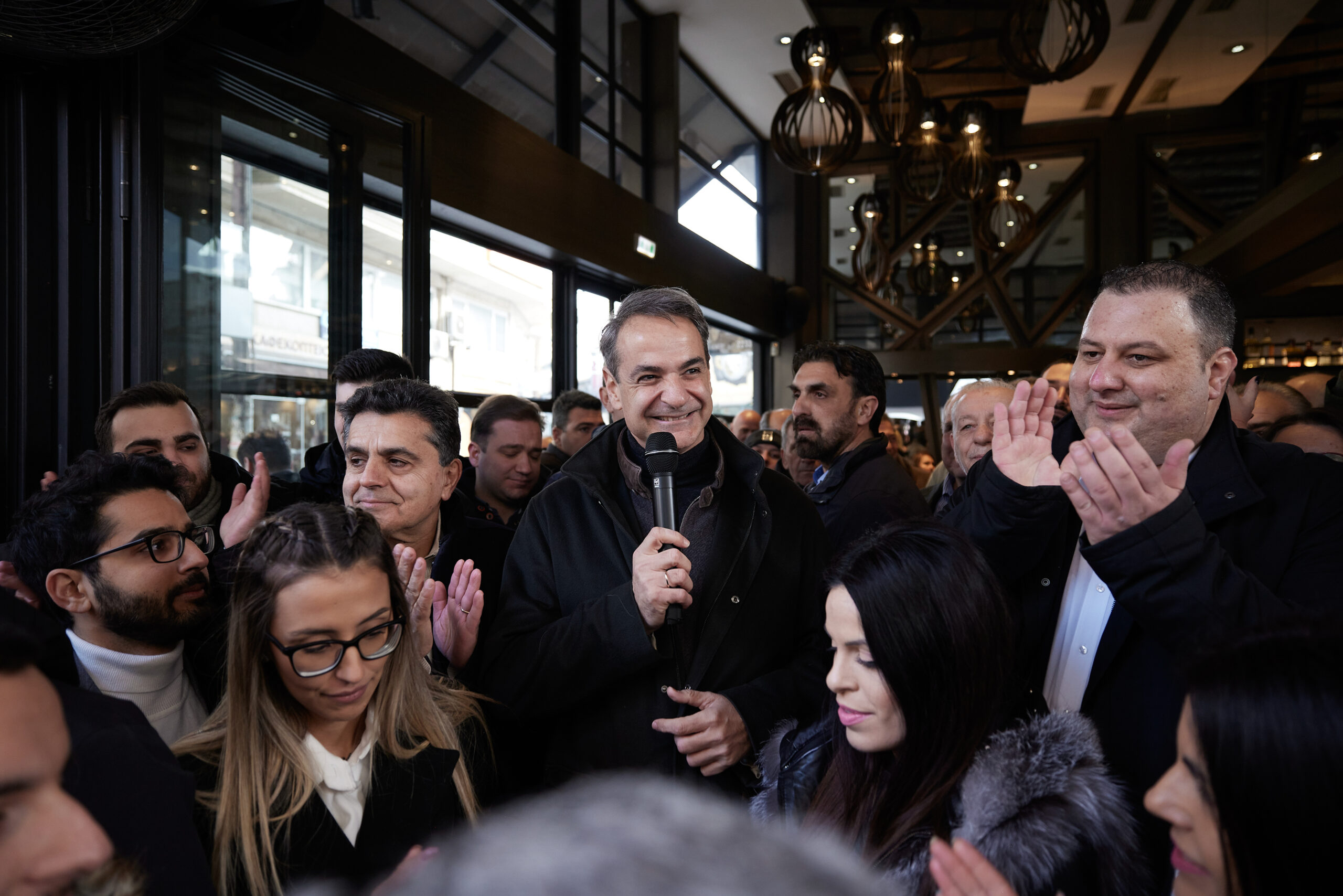 Μητσοτάκης από Καστοριά: «Θα είμαστε πάντα δίπλα στους πολίτες και ειδικά στους πιο αδύναμους» (vid)