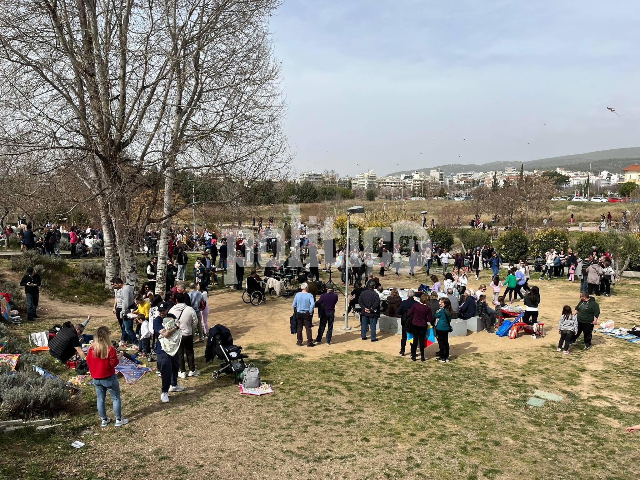Πυλαία: Παραδοσιακό γλέντι και πέταγμα χαρταετού στο Ελαιόρεμα – Πλήθος κόσμου (ΦΩΤΟ – ΒΙΝΤΕΟ)