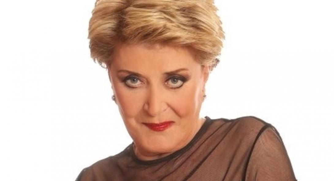 Βάσια Τριφύλλη: «Ο Πέτρος Φιλιππίδης θα επιστρέψει νικητής στο θέατρο» (vid)