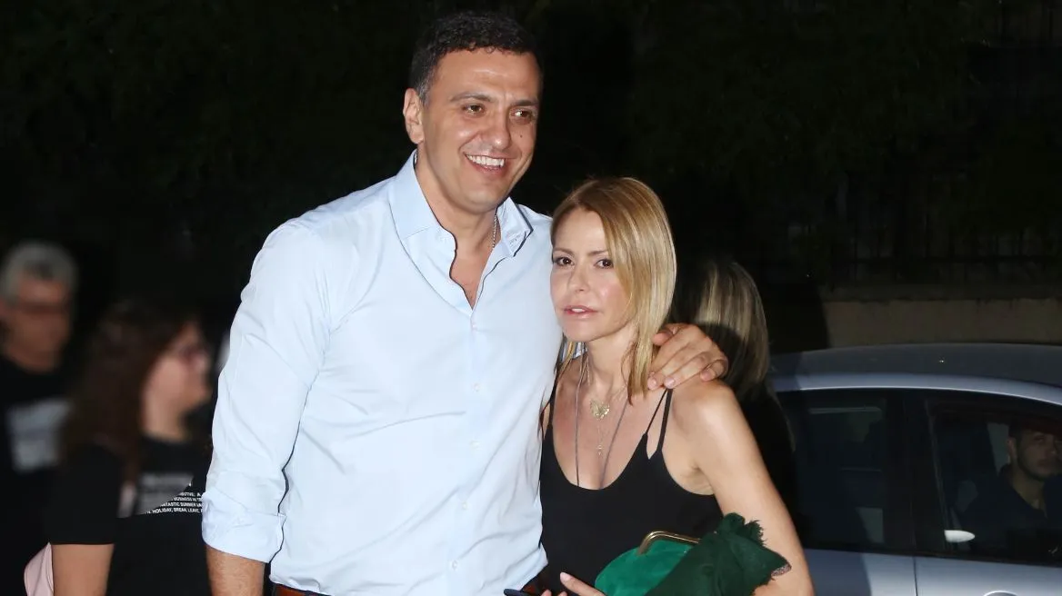 Βασίλης Κικίλιας: Στην Πάτμο με τη Τζένη Μπαλατσινού και τον γιο τους – Η ανάρτησή του