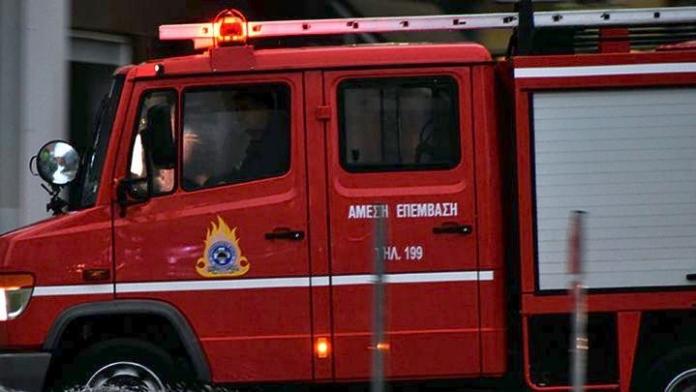 Στις φλόγες σπίτι στην Νίκαια