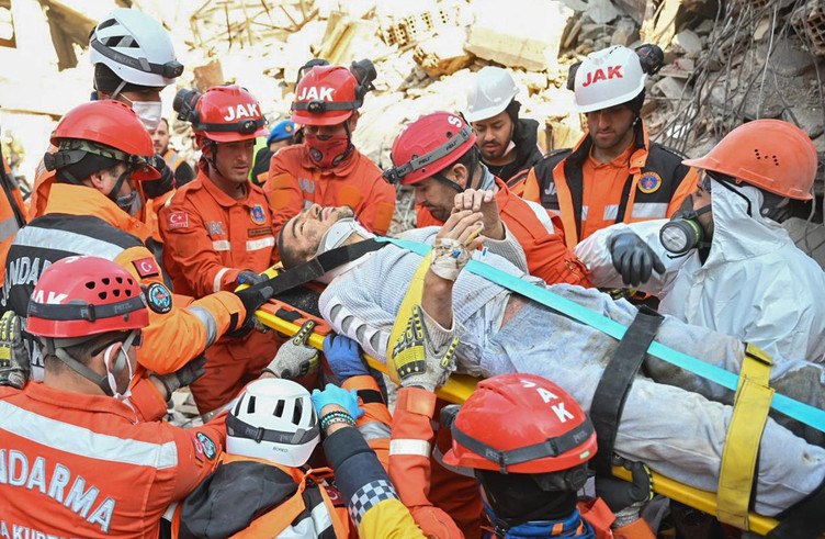 Τουρκία: Διασώθηκε 23χρονος ΑμεΑ μετά από 155 ώρες