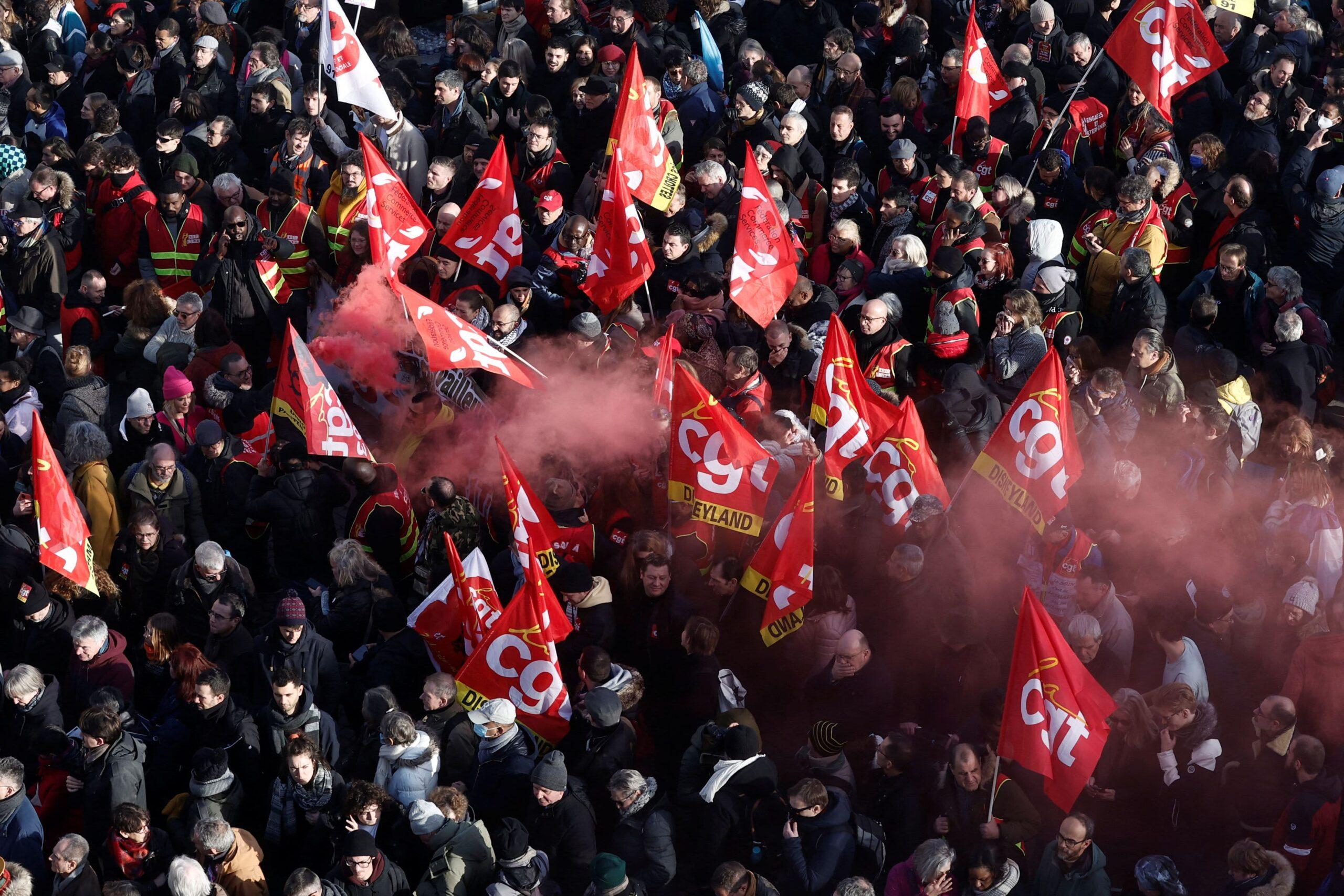 Γαλλία: Νέες απεργίες κατά του συνταξιοδοτικού