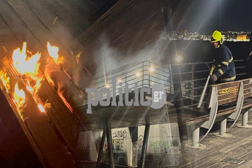 Θεσσαλονίκη: Φωτιά έκαψε μέρος από το ξύλινο μπαλκόνι στο αντλιοστάσιο της ΕΥΑΘ στη Νέα Παραλία
