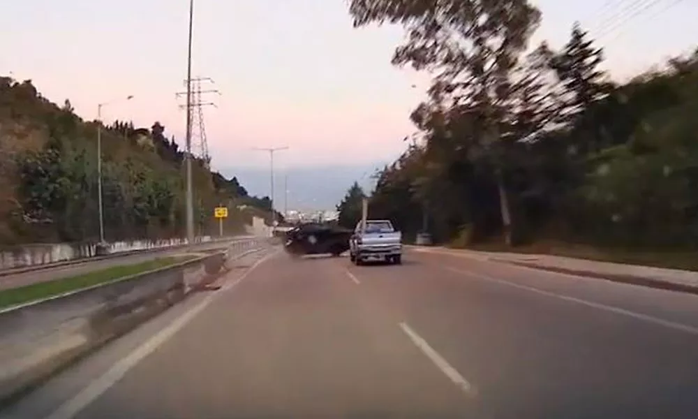 Πάτρα: Σοκαριστικό τροχαίο στην περιμετρική οδό (ΒΙΝΤΕΟ)