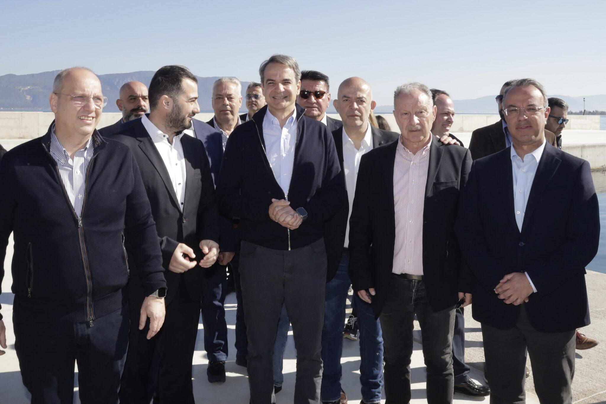 Περιοδεία Μητσοτάκη στη Φθιώτιδα: Επιθεώρησε τις εργασίες στο λιμάνι του Αγίου Κωνσταντίνου