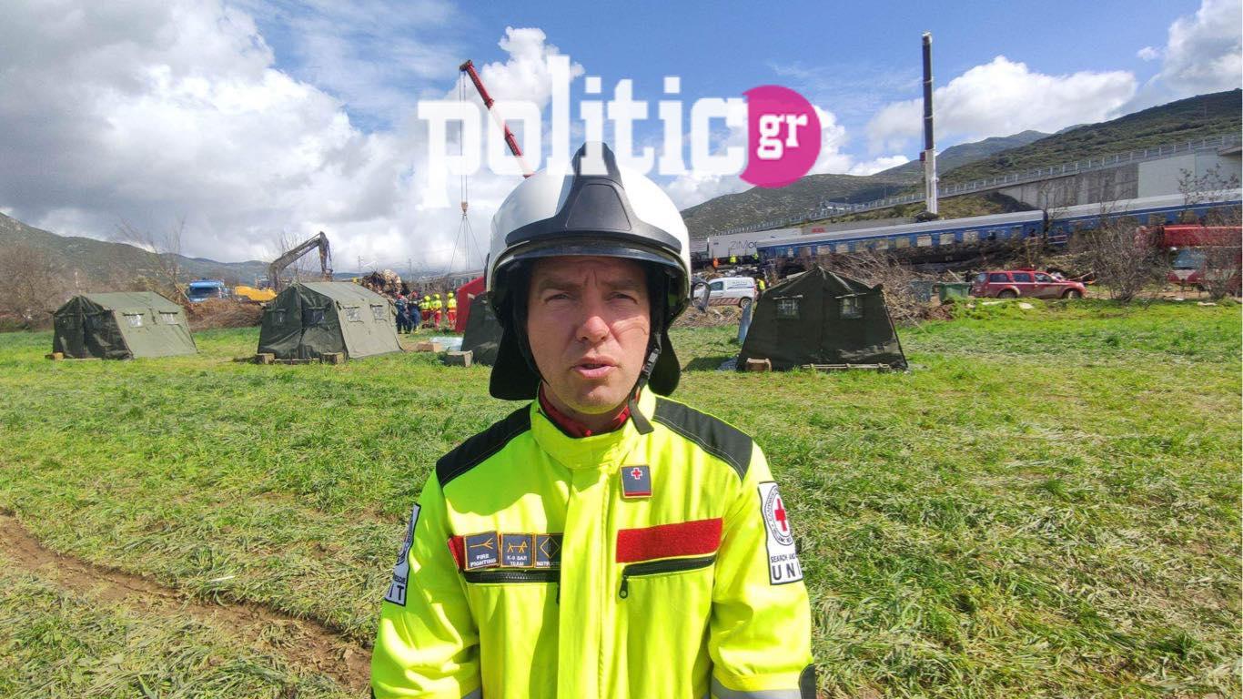 Διασώστης από Τέμπη: “Οι καιρικές συνθήκες δυσκόλεψαν το έργο μας – Μόλις φτάσαμε αντικρίσαμε ένα χάος” (ΒΙΝΤΕΟ)