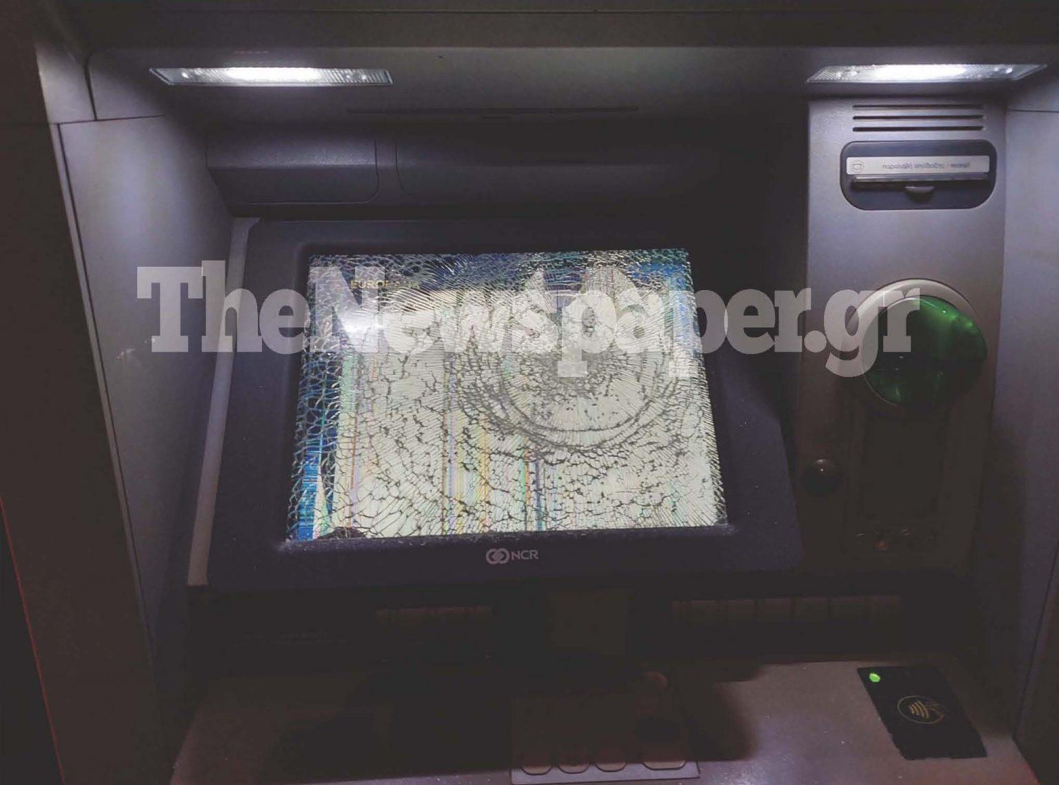 Βόλος: Επεισοδιακή πορεία για την τραγωδία των Τεμπών – Έσπασαν καταστήματα τραπεζών και ΑΤΜ