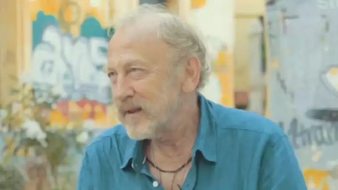 Δημήτρης Πετρόπουλος: «Άρχισε να με αγγίζει, το έβαλα αμέσως στα πόδια»