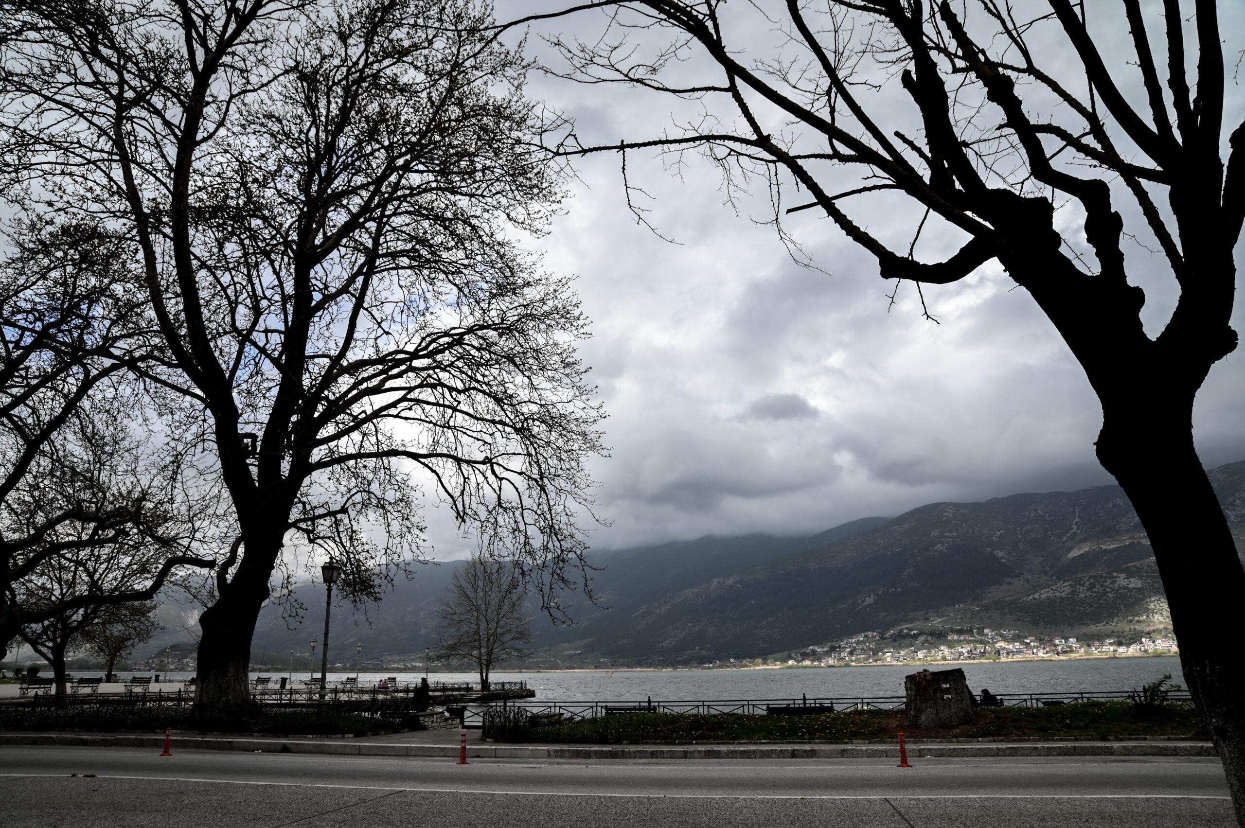 Ιωάννινα: Καταδίκη για επιχειρηματία που έριξε στη λίμνη την έγκυο σύντροφό του
