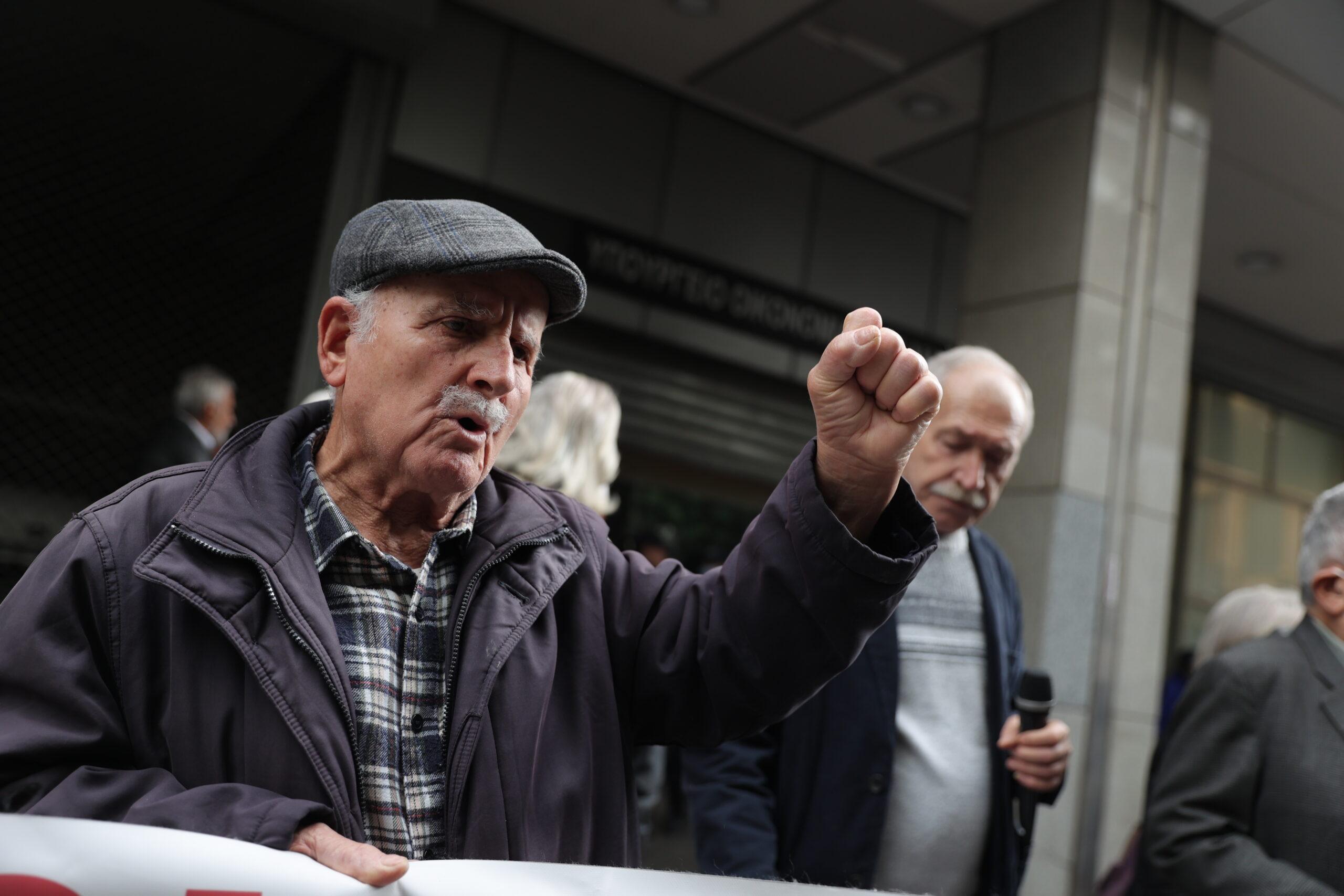 Συνταξιούχοι: Την ερχόμενη εβδομάδα η πληρωμή των συντάξεων και του επιδόματος προσωπικής διαφοράς