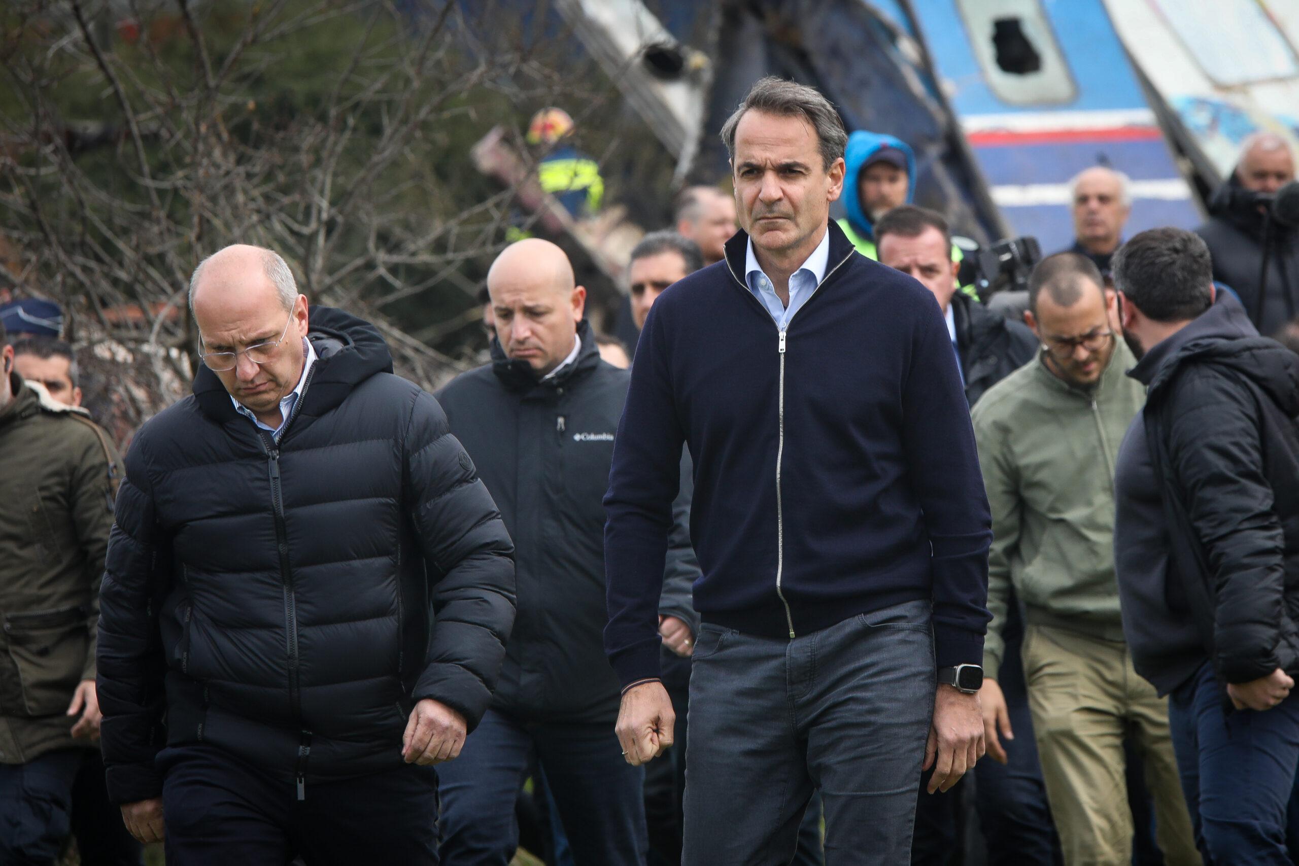 Επιστολή Μητσοτάκη σε Ντογιάκο: Να τεθεί σε απόλυτη προτεραιότητα η έρευνα για τη σύγκρουση στα Τέμπη