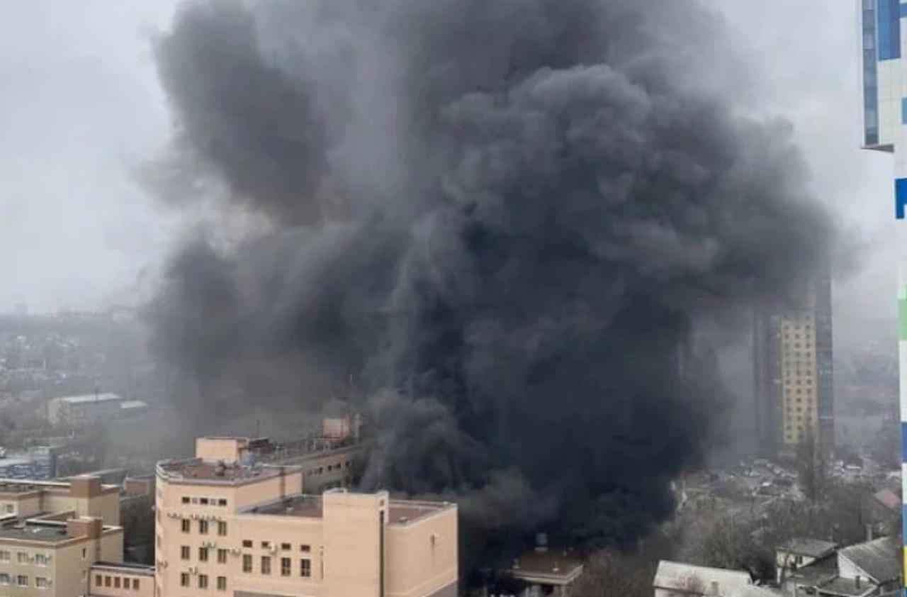Ρωσία: Φωτιά ξέσπασε σε κτίριο της Υπηρεσίας Συνοριακής Φύλαξης της FSB