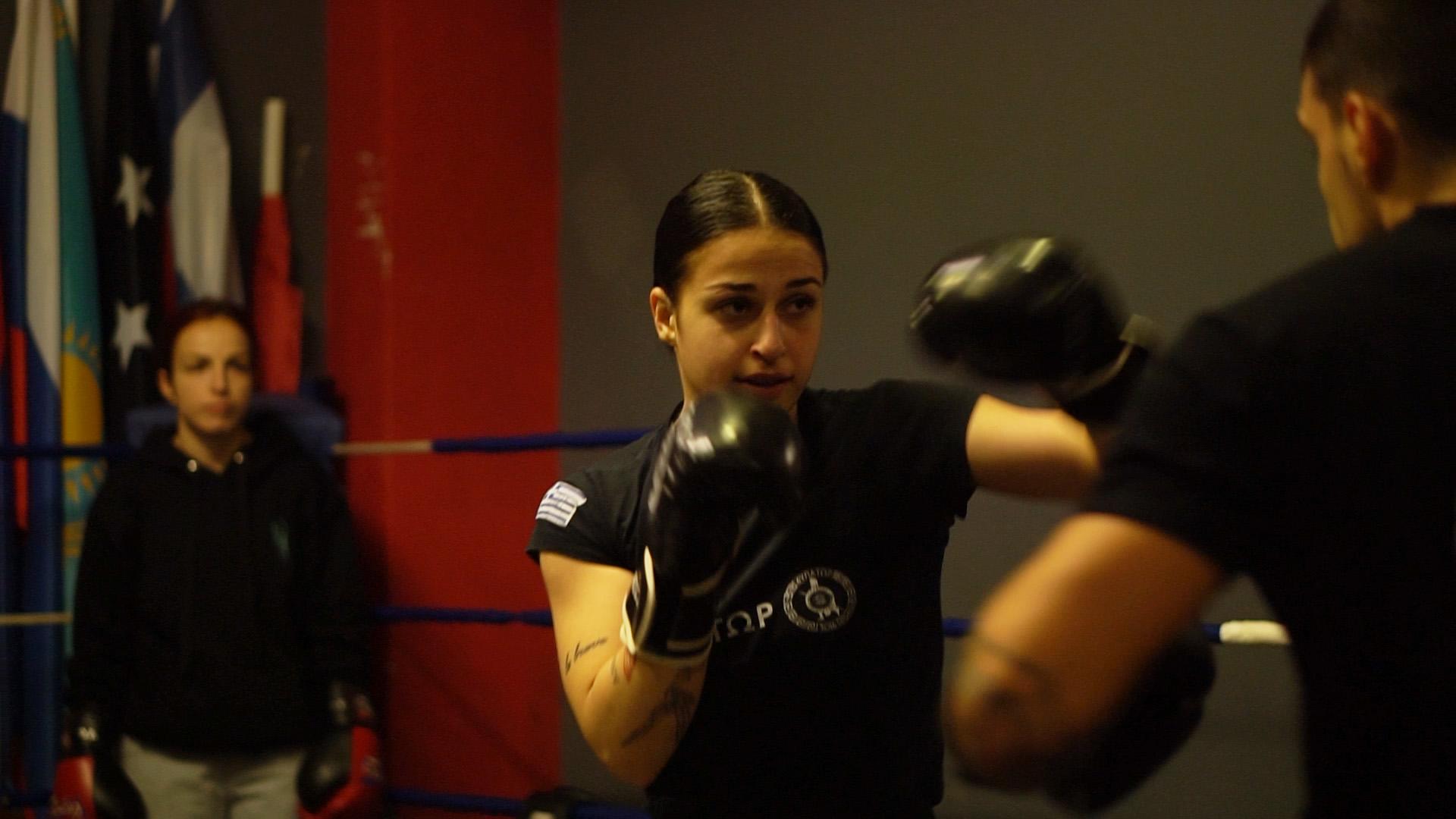 «Στροφή» των γυναικών στα μαχητικά αθλήματα – Τέσσερις πυγμάχοι μιλούν στην Politic  (ΒΙΝΤΕΟ & ΕΙΚΟΝΕΣ)