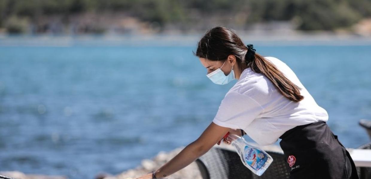 Κατά 10,4% μειώθηκαν οι άνεργοι τον Απρίλιο