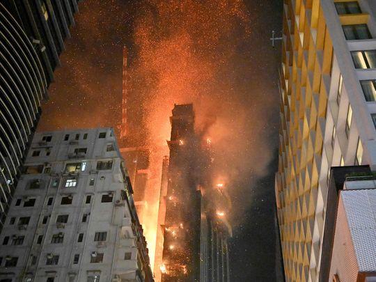 Χονγκ-Κονγκ: Φωτιά εξαπλώθηκε σε εργοτάξιο 42 ορόφων (vid)