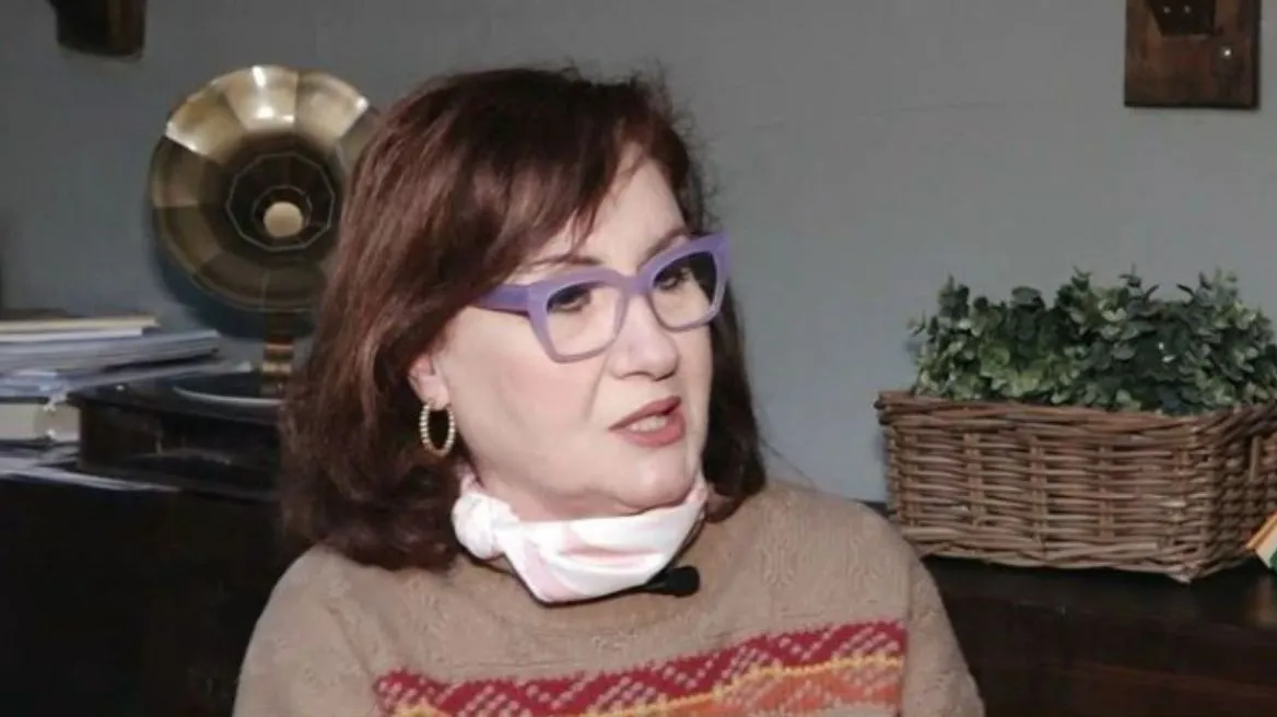 Φωτεινή Ντεμίρη: «Όταν έπαιζα στο “Καφέ της Χαράς”, δεν τολμούσα να μπω σε φούρνο»