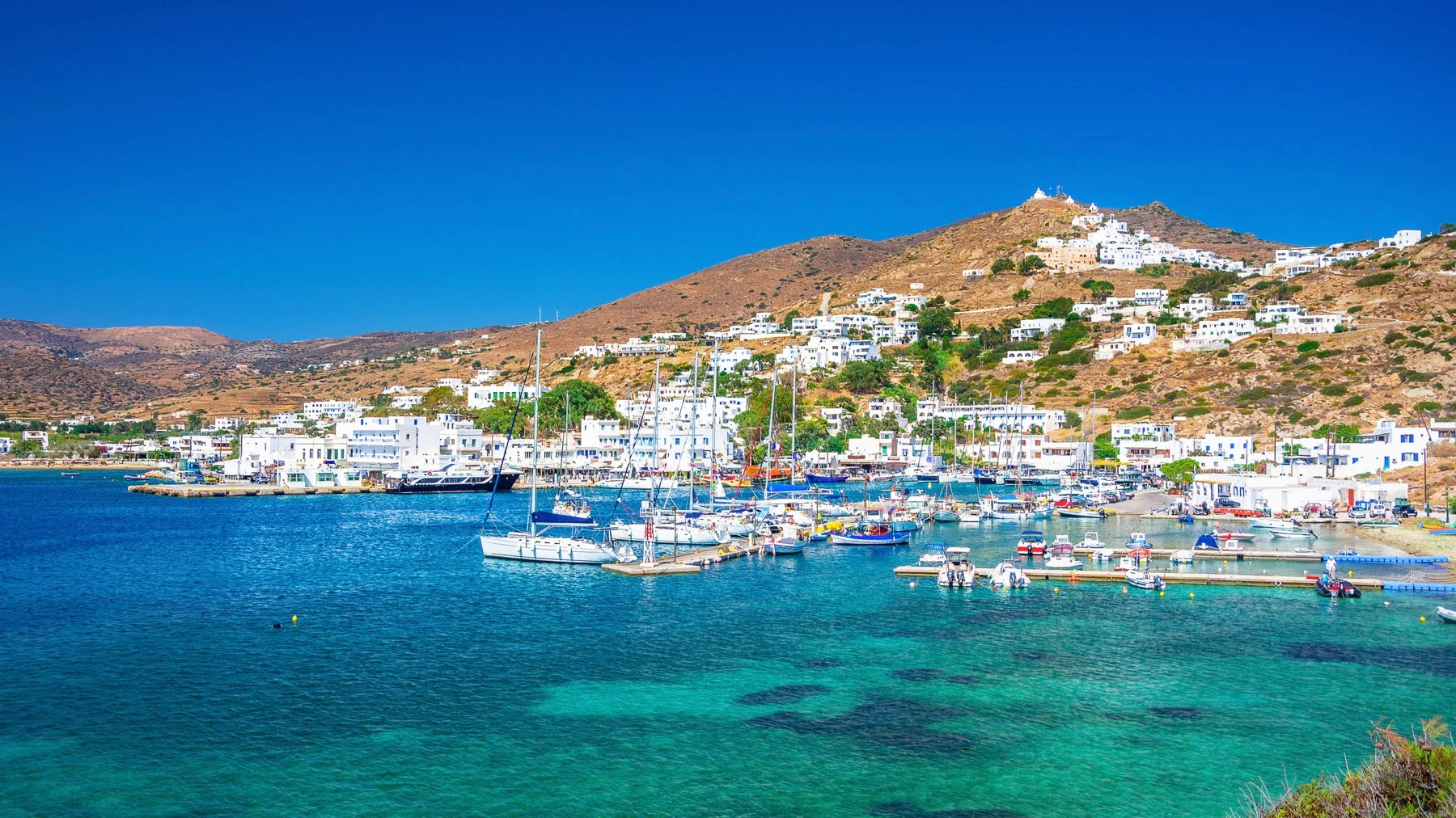Διπλή τραγωδία στην Ίο: 18χρονος Ιρλανδός έπαθε ανακοπή όταν έμαθε για τον θάνατο του φίλου του
