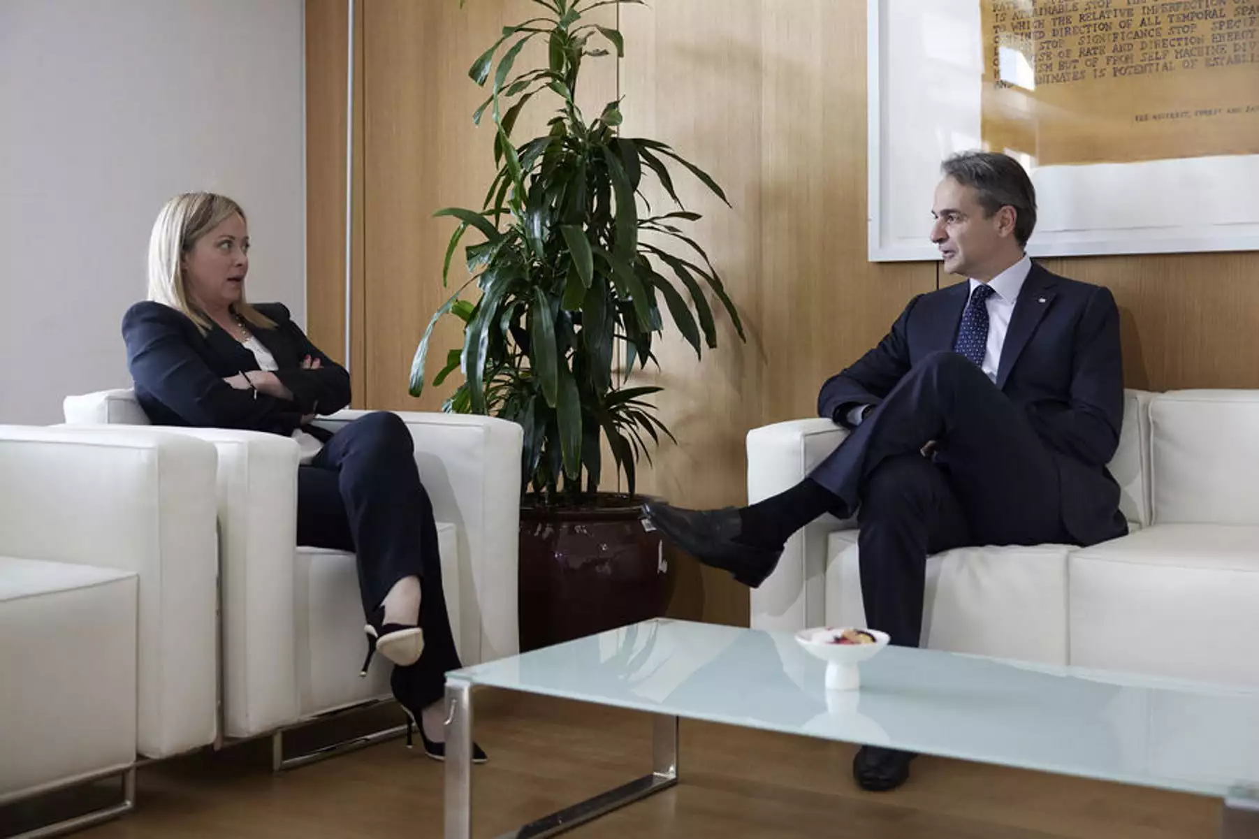 Μητσοτάκης για Μελόνι: Έρχεται πριν τις εκλογές τον Μάιο για την Hellenic Train