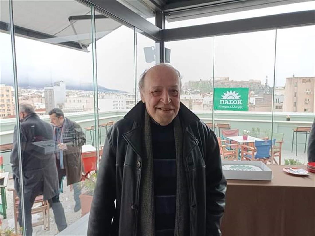 Έφυγε από τη ζωή ο δικηγόρος και πρώην στέλεχος του ΠΑΣΟΚ Παύλος Αθανασόπουλος