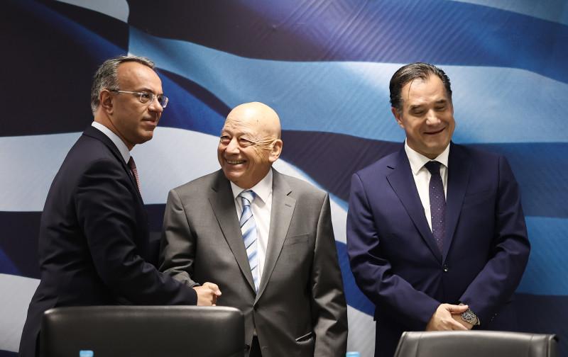 Αλλάζουν χέρια τα ναυπηγεία Σκαραμαγκά – Υπεγράφη η σύμβαση μεταβίβασης