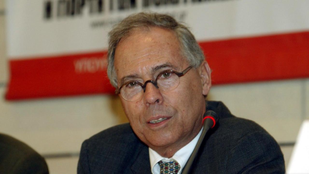 ΠΑΣΟΚ: Ο Σπύρος Σημίτης άνοιξε δρόμους με την προοδευτική σκέψη του