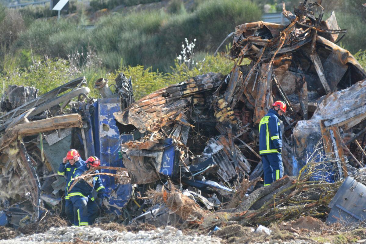 Τέμπη – Ψυχολογική υποστήριξη: Πόσα άτομα επικοινώνησαν με τη γραμμή 10306