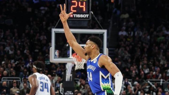 Το νέο επίτευγμα των Μπακς και η αντίδραση του Giannis : «Δεν βασιζόμαστε στα τρίποντα»