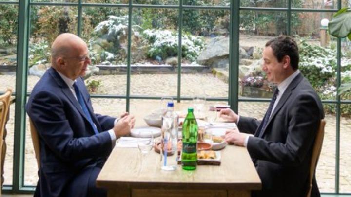Ν. Δένδιας και Κοσοβάρος πρωθυπουργός συζήτησαν για την ευρωπαϊκή πορεία των Δ. Βαλκανίων