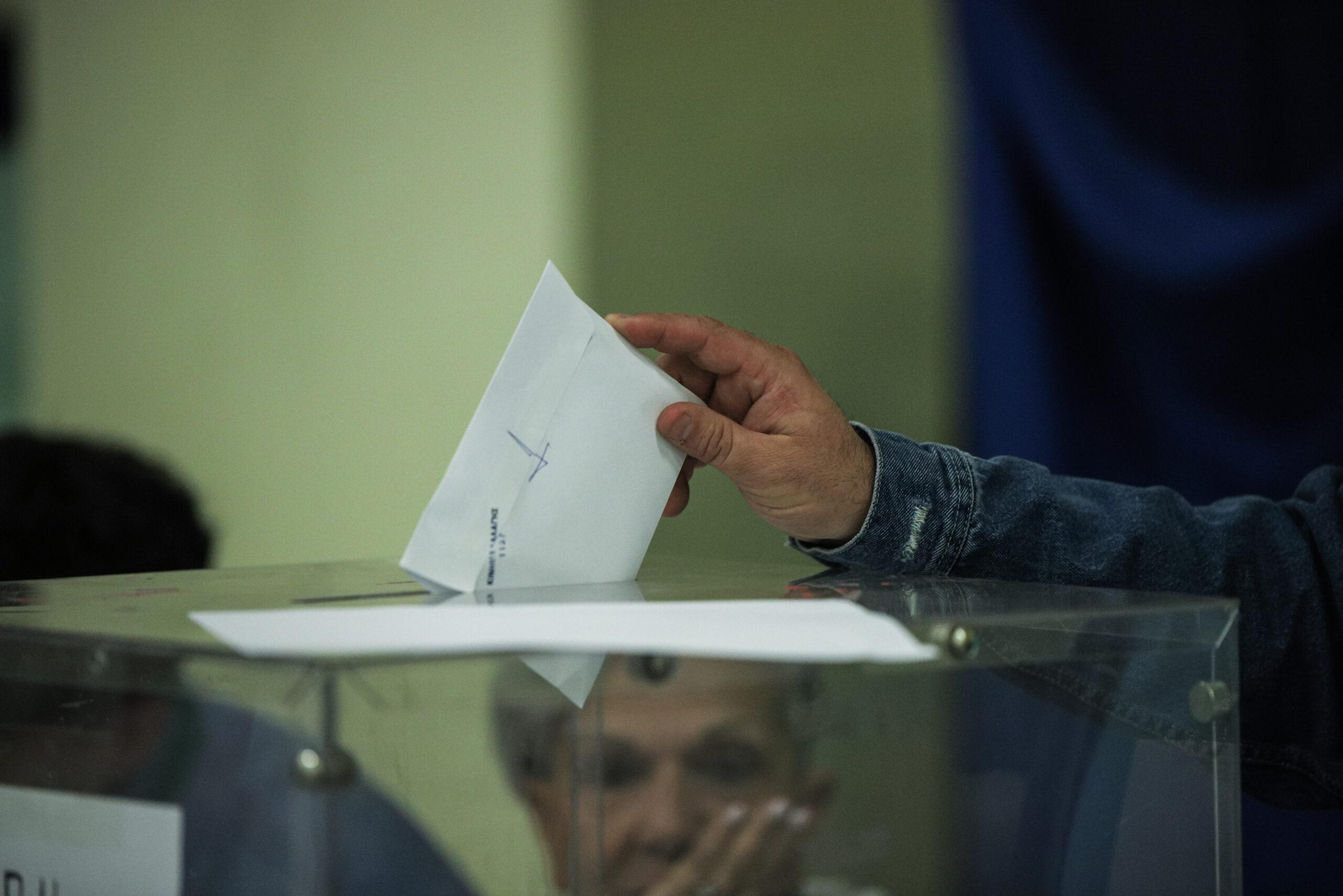 Εκλογές 2023: Εμπόδια για τους Έλληνες του εξωτερικού