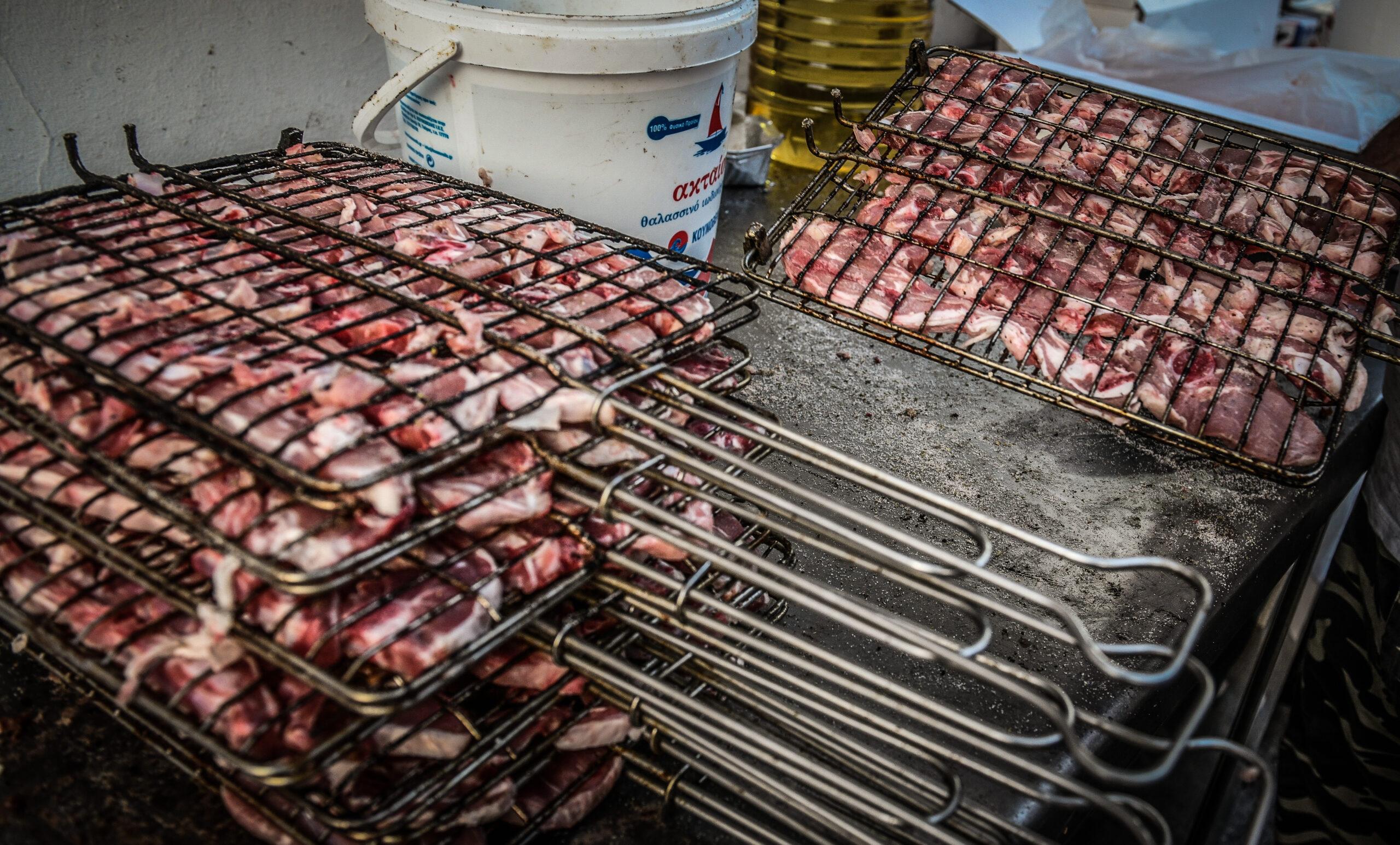 Αττική: Επιχείρηση πουλούσε ληγμένα κρέατα από τον Ιούλιο