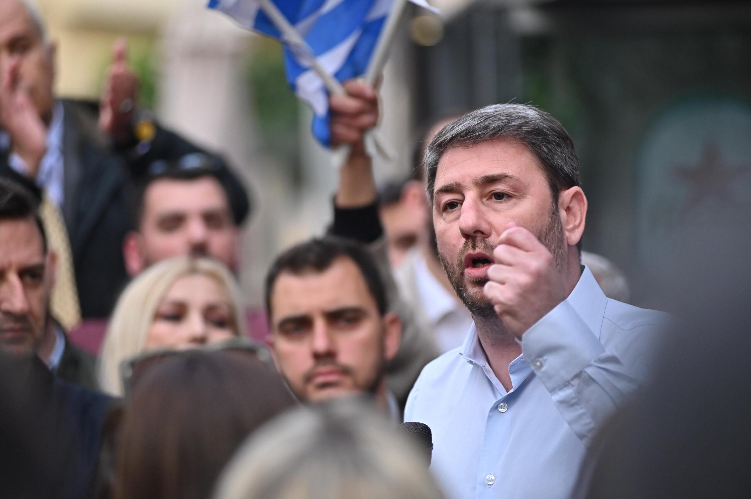 Ανδρουλάκης: Έχουμε χρέος να αναγεννήσουμε τη δημοκρατική παράταξη του ΠΑΣΟΚ