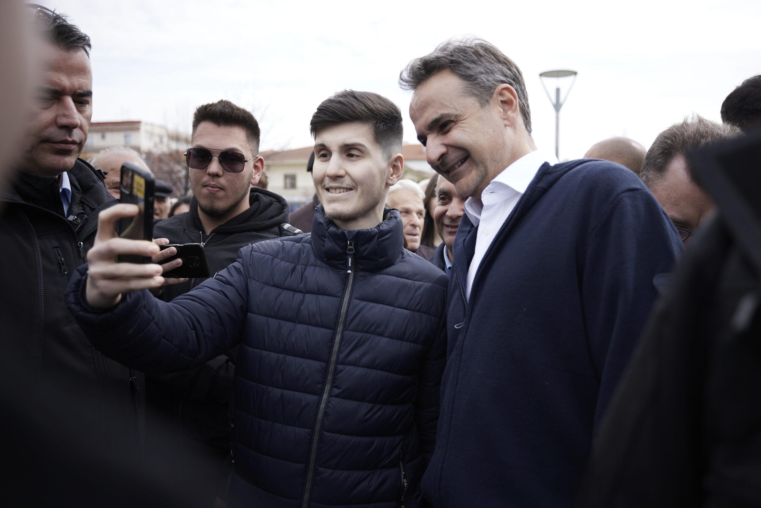 Στους Αγίους Αναργύρους και Πετρούπολη θα βρεθεί σήμερα ο Κυριάκος Μητσοτάκης