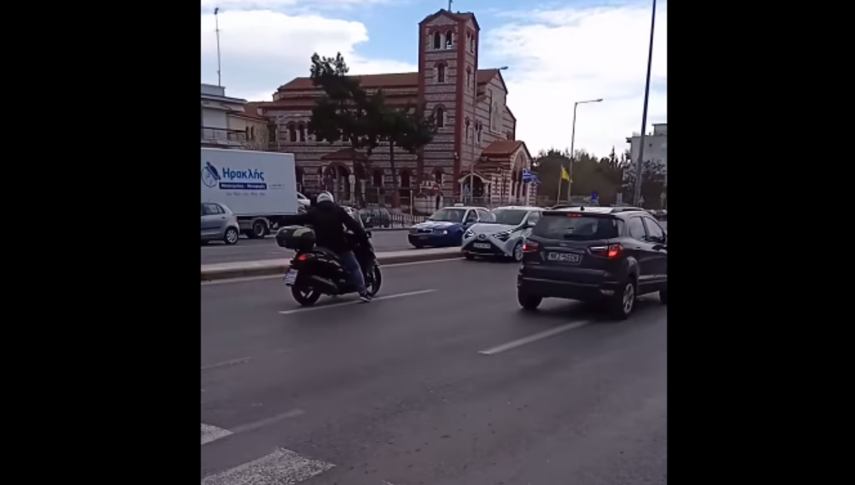 Θεσσαλονίκη: Οδηγούσε στο αντίθετο ρεύμα στην οδό Λαγκαδά (ΒΙΝΤΕΟ)