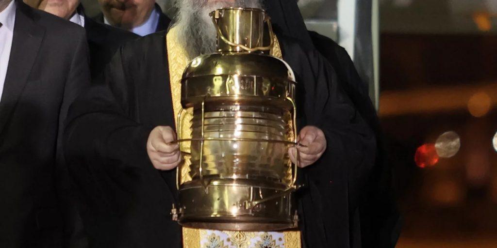 Άγιο Φως: Με αυξημένα μέτρα ασφαλείας λόγω του πολέμου στη Γάζα η μεταφορά του στην Ελλάδα