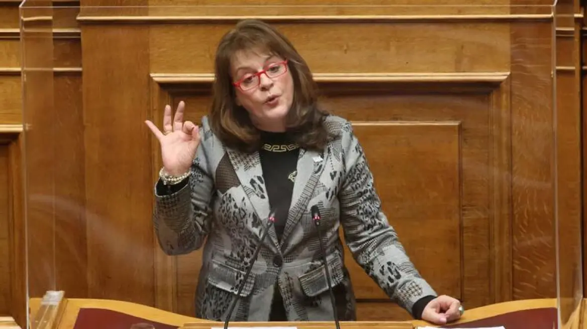 Καταγγελία και από την Αλεξοπούλου για την Ελληνική Λύση: «Δίναμε 500 ευρώ για έξοδα του κόμματος κάθε πρώτη του μηνός»