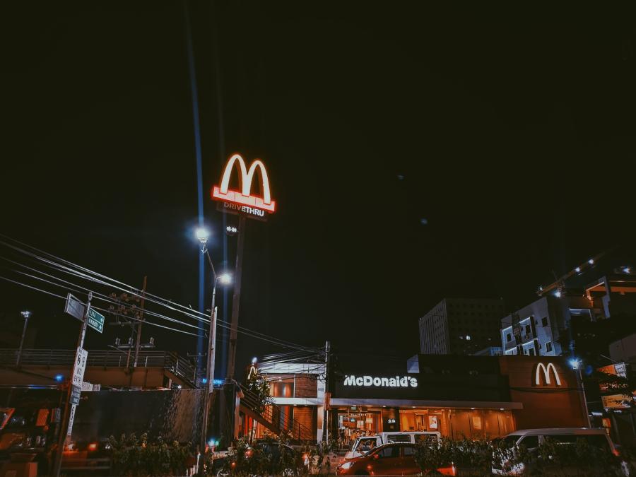 Λευκορωσία: Άλλαξαν όνομα τα πρώην McDonald’s