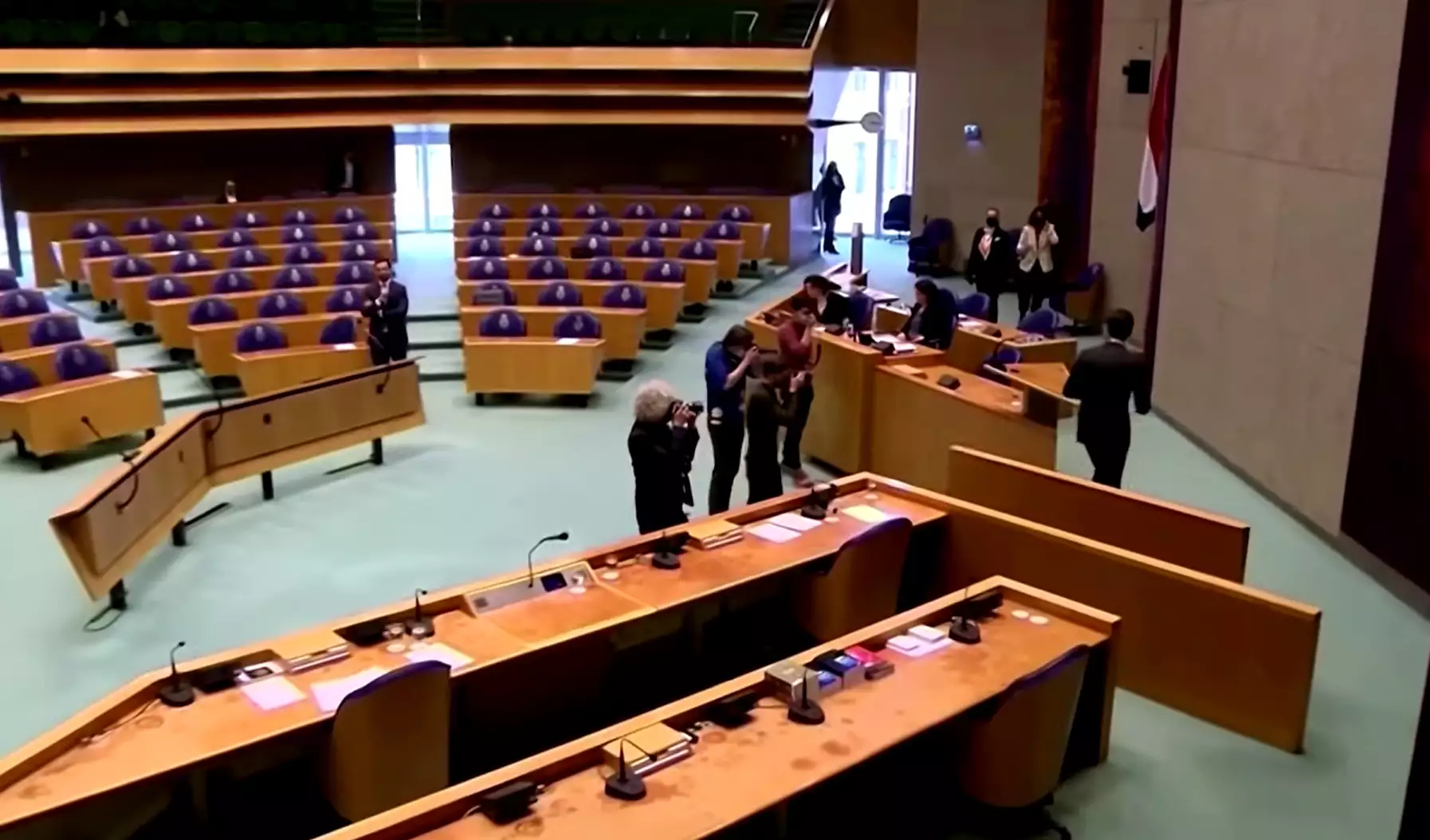 Ολλανδία: Έκθεση αποκαλύπτει bullying και σεξουαλική παρενόχληση στο κοινοβούλιo