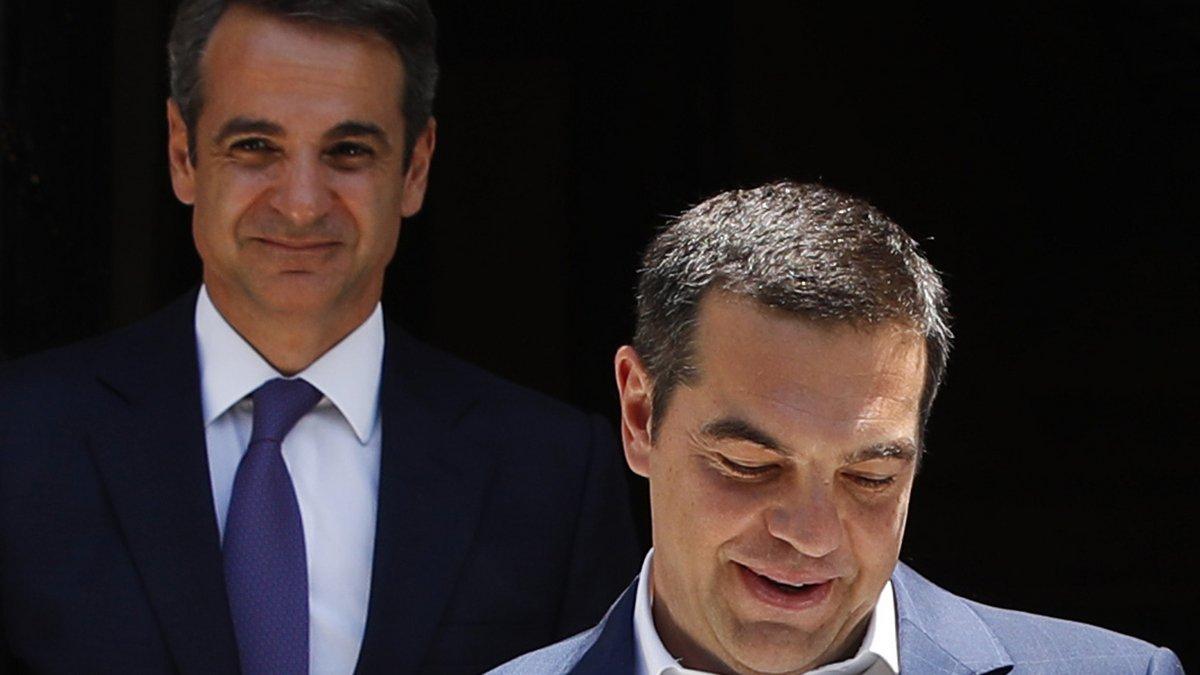 Δημοσκόπηση Alco: Ανακτά τις δυνάμεις της η Νέα Δημοκρατία – Πώς βλέπουν οι πολίτες την πρόταση Ανδρουλάκη για «άγνωστο Χ πρωθυπουργό»