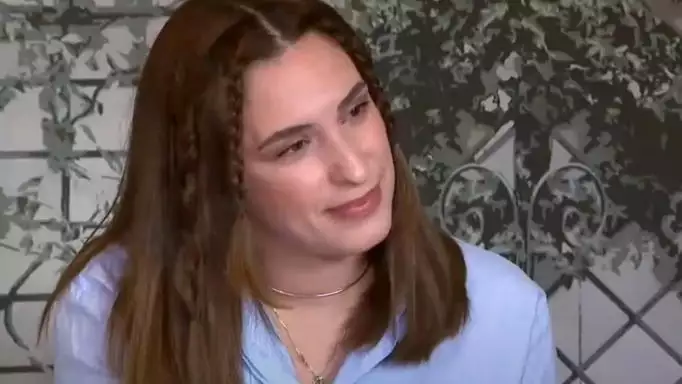 Αντιγόνη Ψυχράμη: «Πέθανε ο πατέρας μου και το βράδυ πήγα κι έπαιξα στο θέατρο»