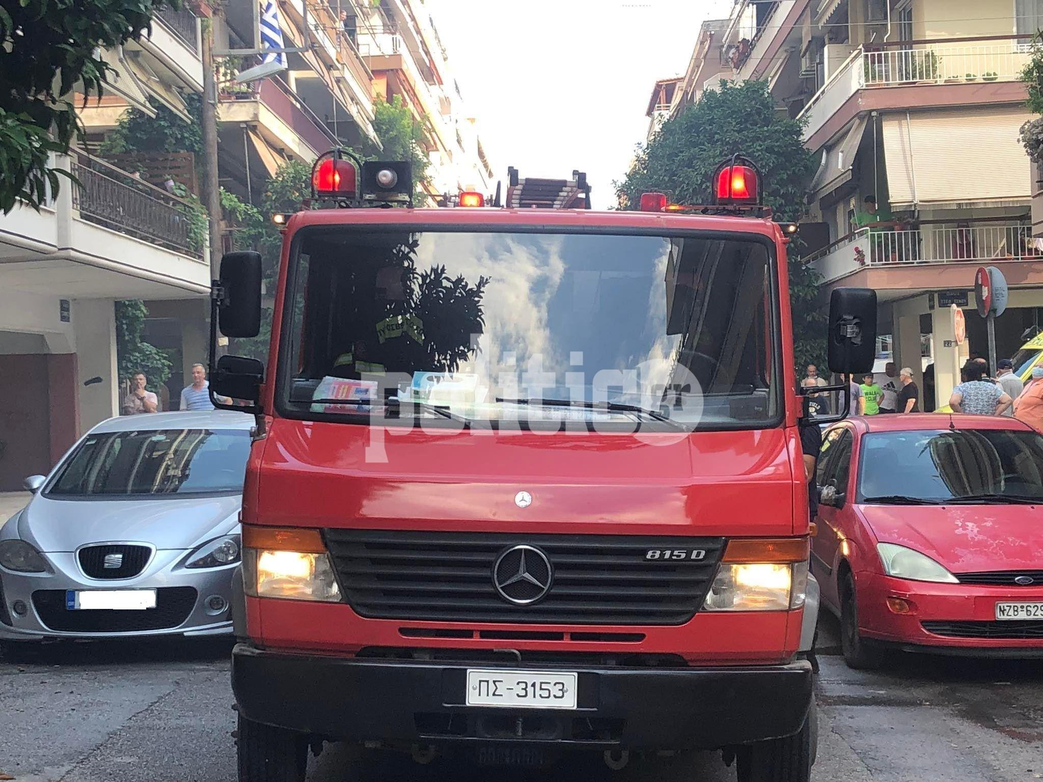 Θεσσαλονίκη: Διαμέρισμα στην Τούμπα τυλίχθηκε στις φλόγες – Άμεση επέμβαση της πυροσβεστικής