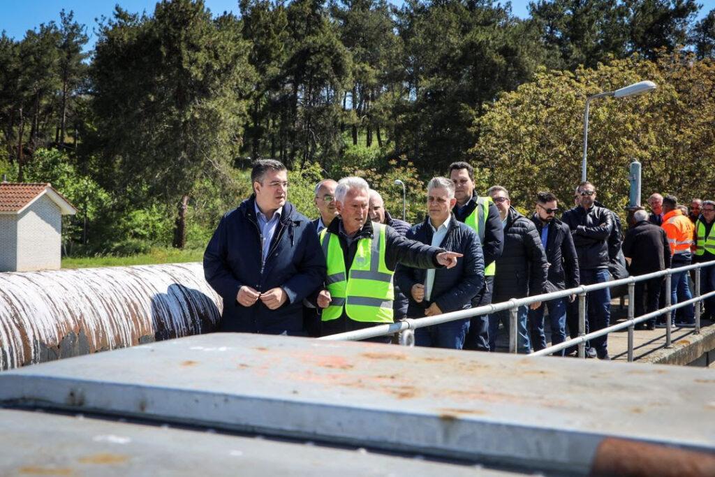 Αυτοψία Απ. Τζιτζικώστα στις εργασίες αποκατάστασης του φράγματος Έλλης