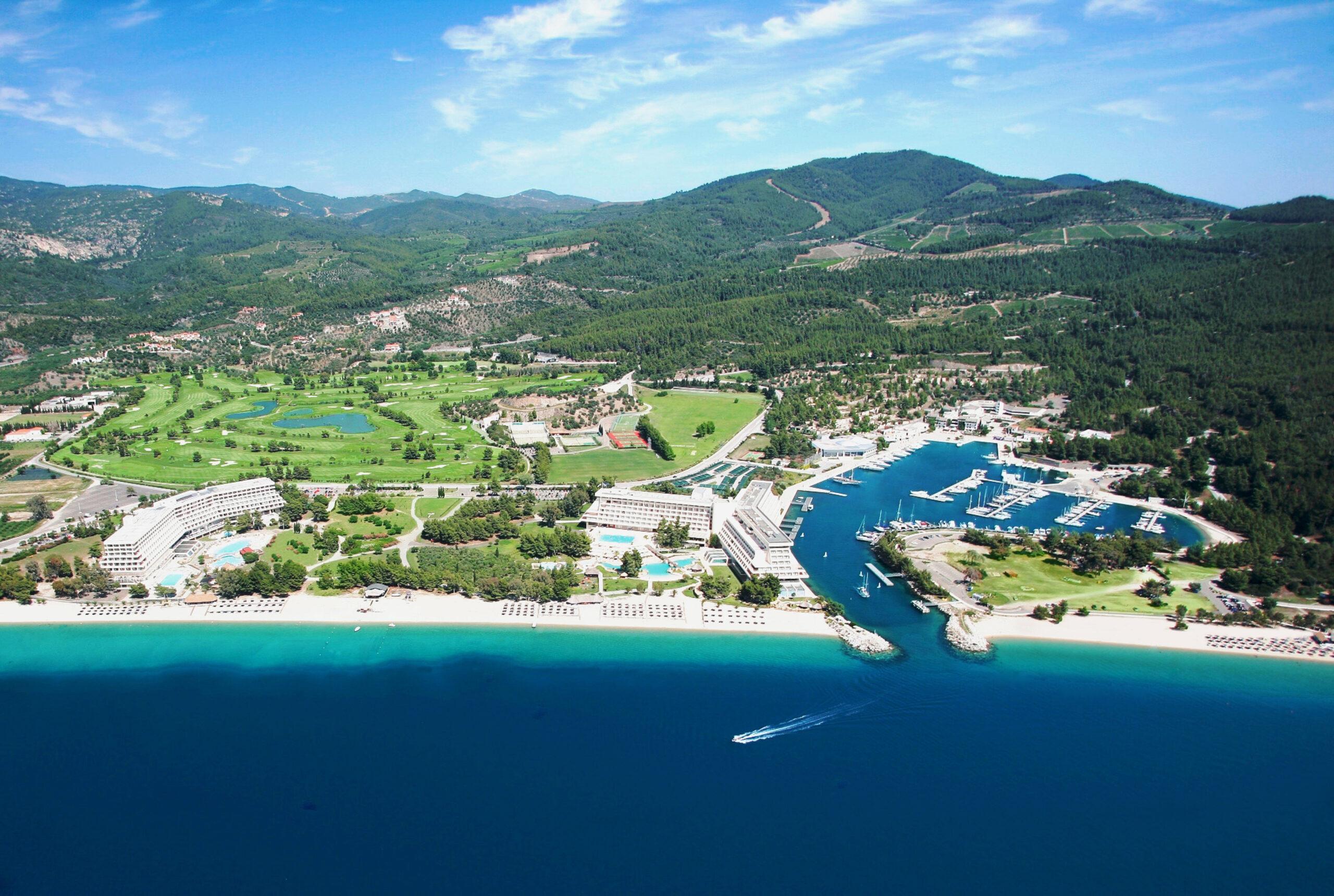 Γαλάζιες σημαίες: 617 παραλίες διακρίθηκαν το 2023 – «Πρωτιά» για τη Χαλκιδική