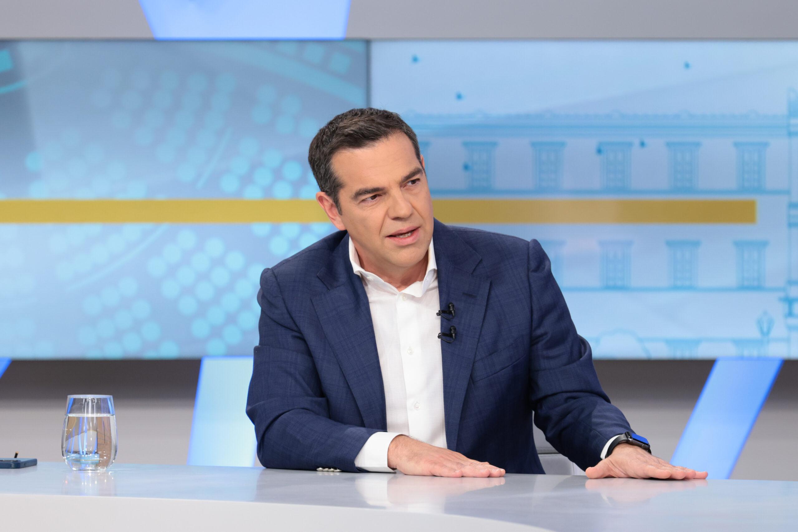 Τσίπρας: «Είναι δέσμευσή μας η κατάργηση της Ελάχιστης Βάσης Εισαγωγής» (ΒΙΝΤΕΟ)