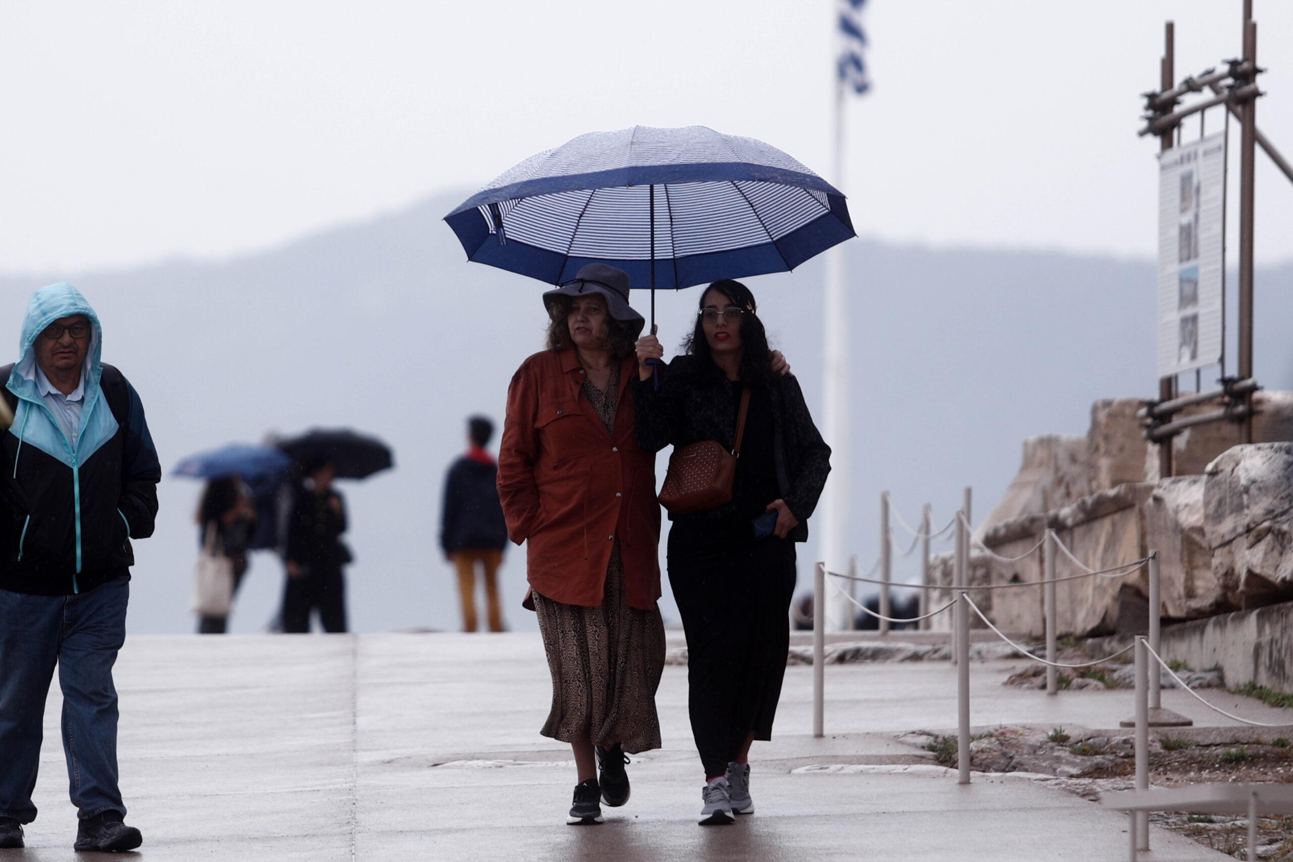Καιρός: Σποραδικές καταιγίδες στη Βόρεια Ελλάδα – Η σημερινή πρόγνωση της ΕΜΥ