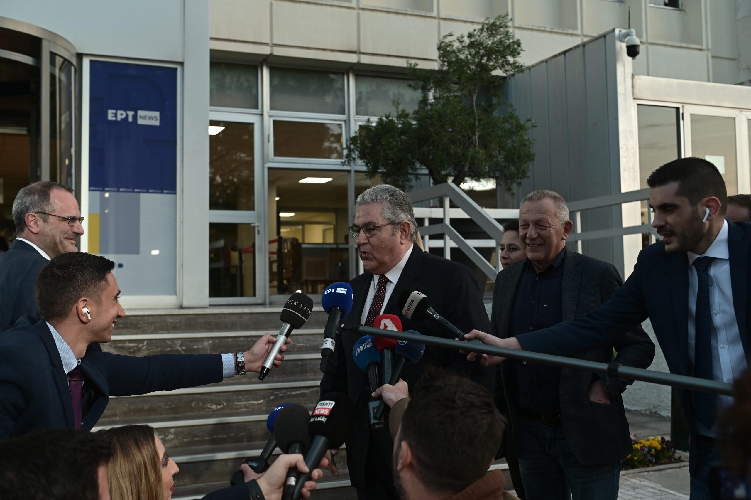 Ντιμπέιτ – Δ. Κουτσούμπας: «Φόρεσα γραβάτα, ας είμαστε σουλουπωμένοι» (ΒΙΝΤΕΟ)