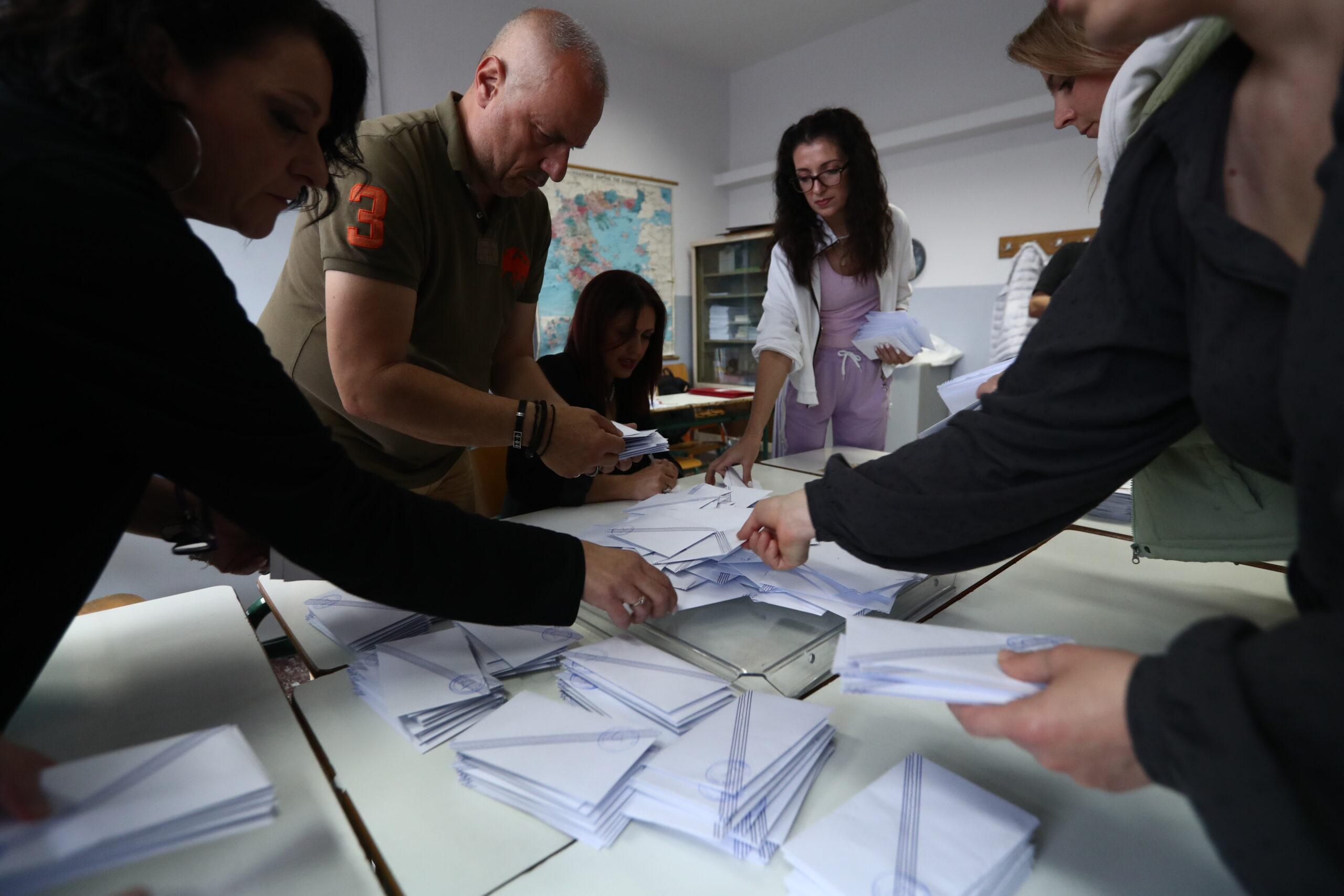 Εκλογές 2023: Συμμετοχή άνω του 60% – Στο 16% το ποσοστό των κομμάτων εκτός Βουλής