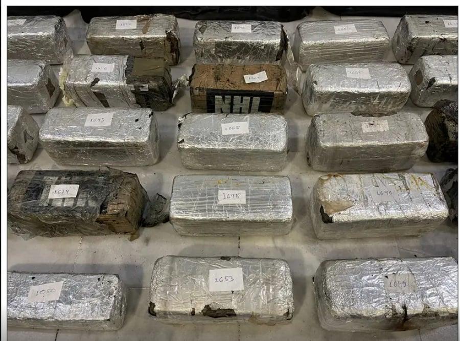 Φορτίο κοκαΐνης 105 κιλών κατασχέθηκε στη Θεσσαλονίκη – Συνελήφθησαν 14 άτομα