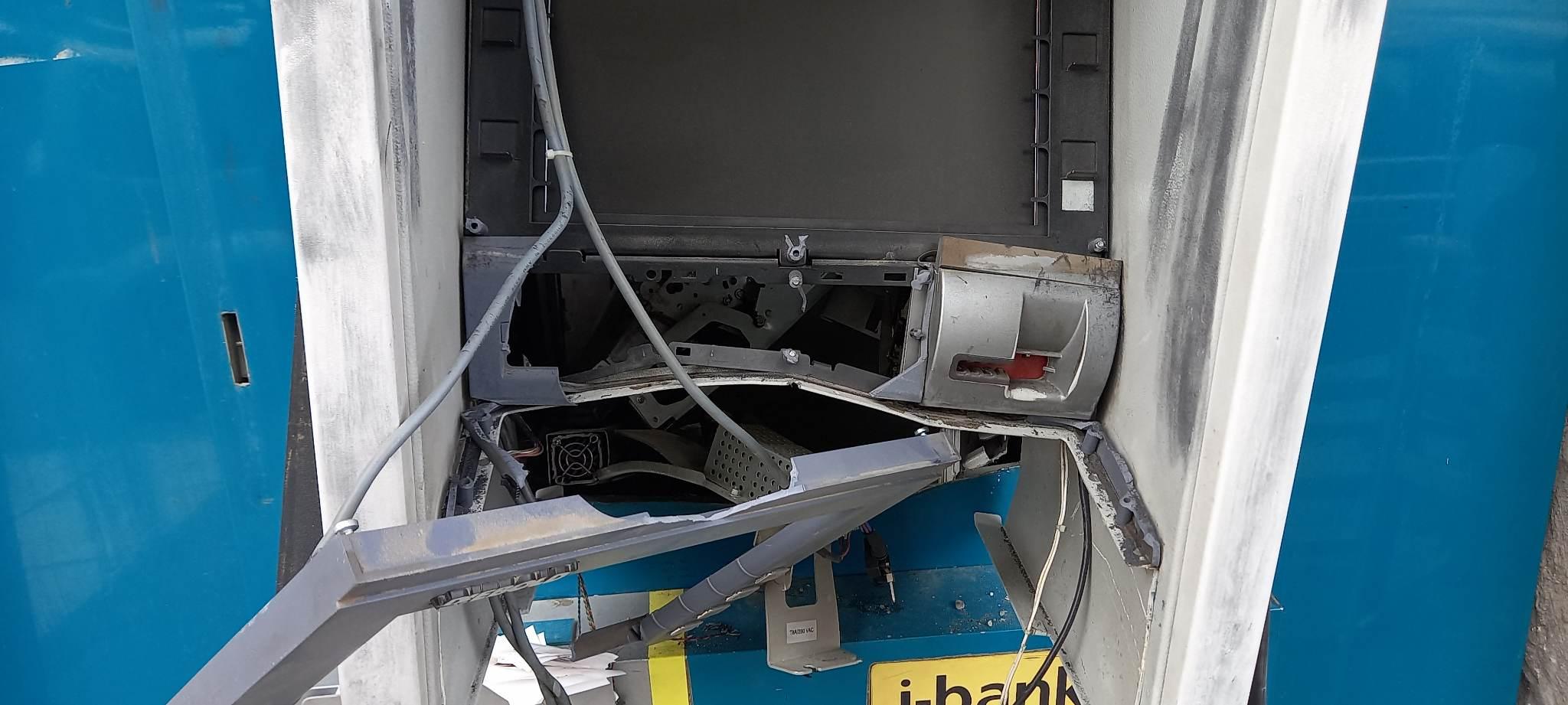 Βόλος: Πανικός στην Αγριά από ισχυρή έκρηξη σε ΑΤΜ