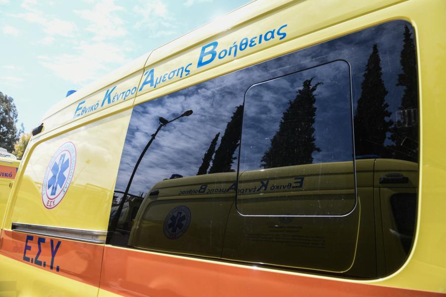Αττική: Ηλικιωμένος έπεσε σε ρέμα στο Καματερό, επιχείρηση από την Πυροσβεστική